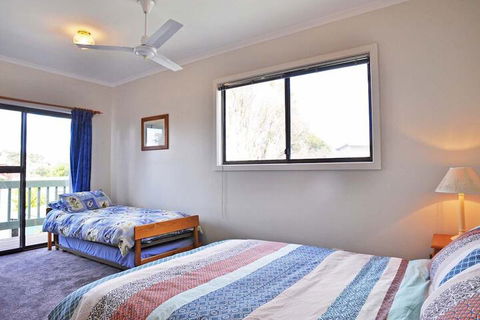 Aqua Escape On Anderson Free Wifi & Netflix PET Friendly - Sunshine Coast Guide 3