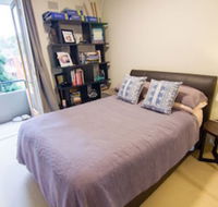 Cozy Apartment in Waverton - Sunshine Coast Guide