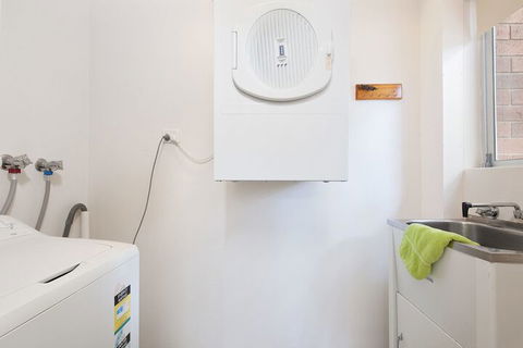 Andana Unit 1 / 12 Gretel Close - Sunshine Coast Guide 5