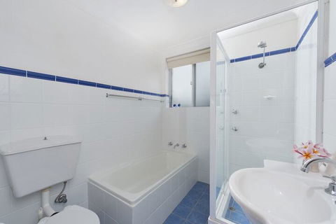 Andana Unit 1 / 12 Gretel Close - Sunshine Coast Guide 6