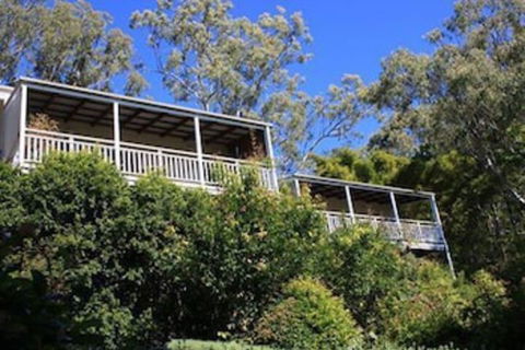 At Sunrise Cottages - Sunshine Coast Guide 2