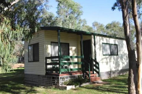 Bonnie Doon Caravan Park - Sunshine Coast Guide 0