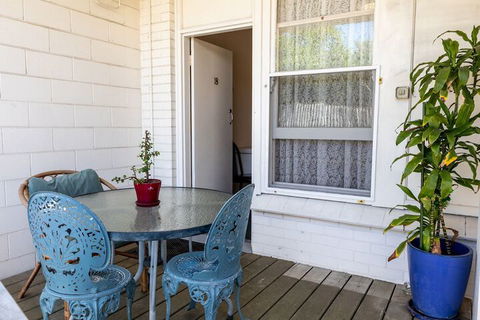 Blue Seas Motel - Sunshine Coast Guide 4