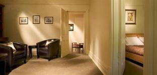 Aquador Retreat - Sunshine Coast Guide 2