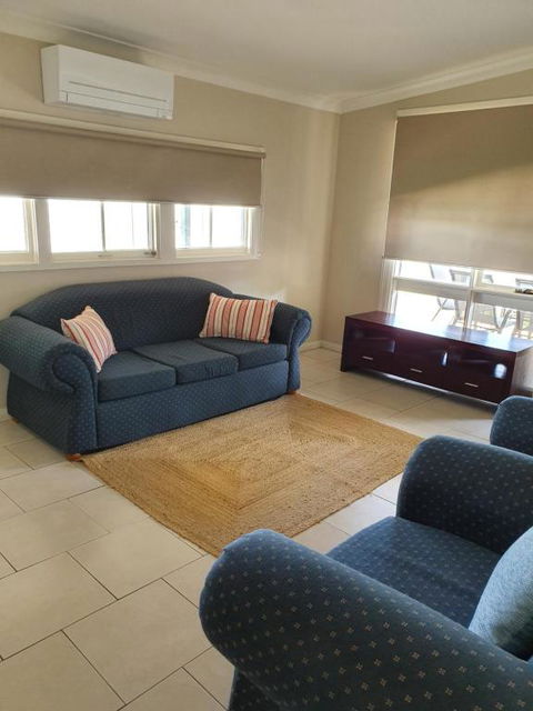 Denison Lodge - Sunshine Coast Guide 6