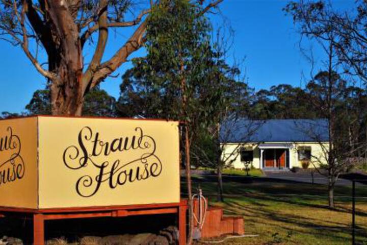 Dalveen ACT Sunshine Coast Guide