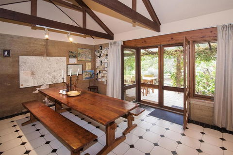 Trastevere Cowaramup Farm House - Sunshine Coast Guide 1