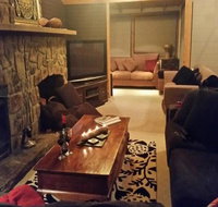 Alps Lodge - Sunshine Coast Guide