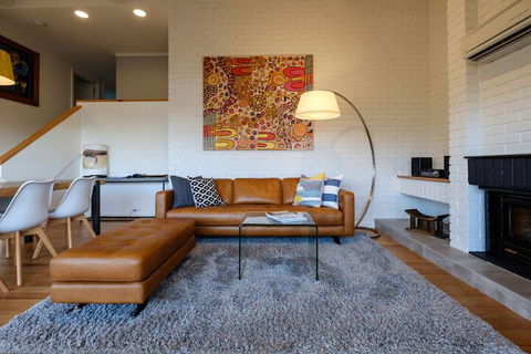 Arthouse Freycinet - Sunshine Coast Guide 6