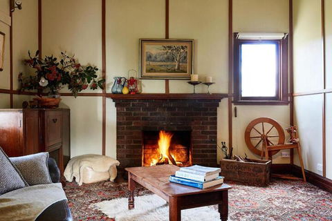 Tarndwarncoort Farmers Cottage - Sunshine Coast Guide 7