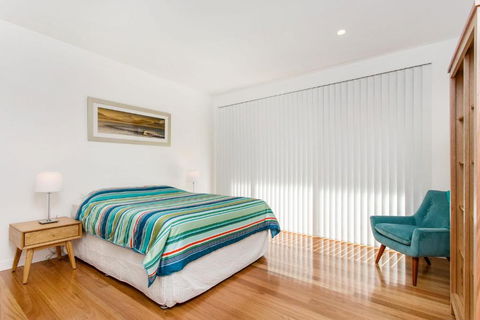 A SWEET ESCAPE Beachfront Tranquility - Sunshine Coast Guide 3