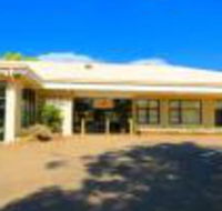 Heritage Hotel - Sunshine Coast Guide