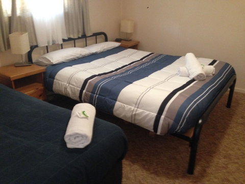 Bestbrook Mountain Resort - Sunshine Coast Guide 2