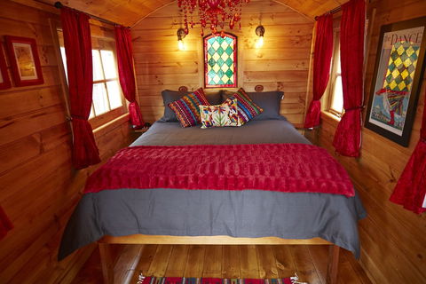 Heimat Chalets - Sunshine Coast Guide 5