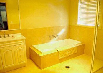 Elm Cottage - Sunshine Coast Guide 2
