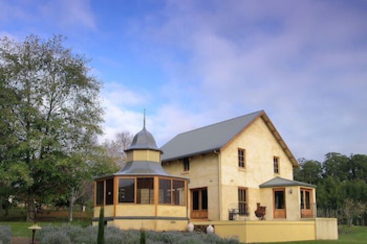 West Kentish TAS Sunshine Coast Guide