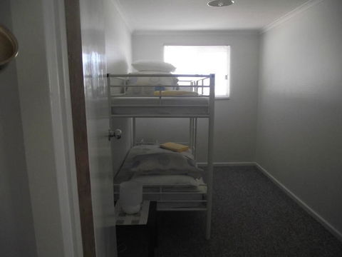 Aly's Cottage - Sunshine Coast Guide 5