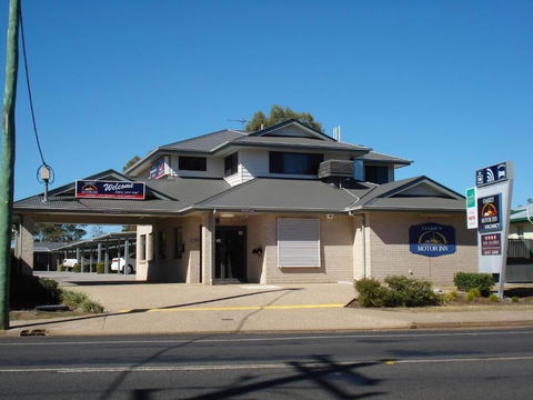 Oakey Motor Inn - Sunshine Coast Guide 4