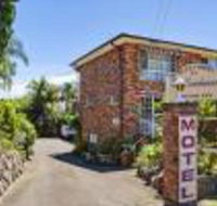 Coachman Motor Inn - Sunshine Coast Guide