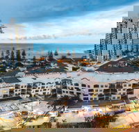 Oaks Gold Coast Calypso Plaza Suites - Sunshine Coast Guide