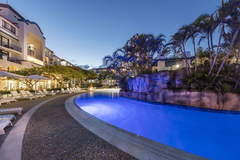Oaks Gold Coast Calypso Plaza Suites - Sunshine Coast Guide 5
