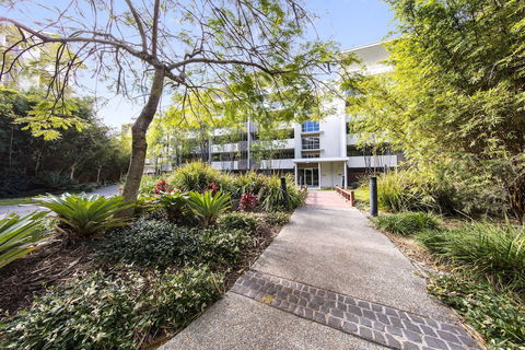 Oaks Brisbane Mews Suites - Sunshine Coast Guide 1