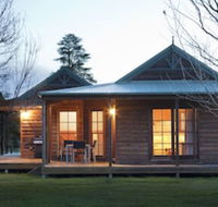 Beechworth Cedar Cottages - Sunshine Coast Guide