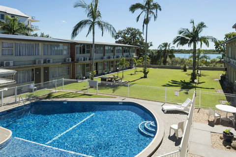 Mid City Motor Inn - Sunshine Coast Guide 3