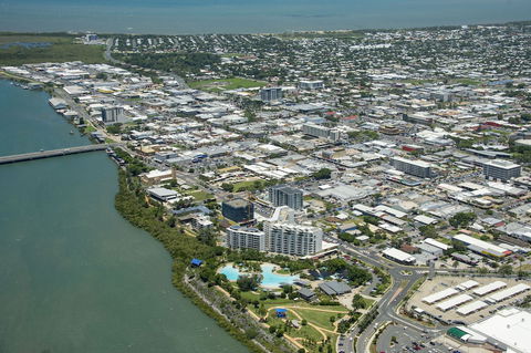 Mid City Motor Inn - Sunshine Coast Guide 0