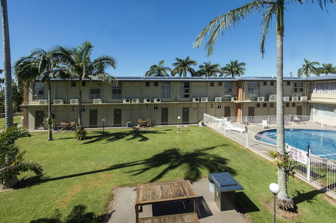 Mid City Motor Inn - Sunshine Coast Guide 4