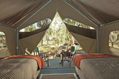 Mitchell Falls Wilderness Lodge - Sunshine Coast Guide 7