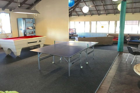 Kimberley Klub YHA - Sunshine Coast Guide 2