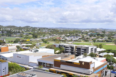 Apartments G60 Gladstone - Sunshine Coast Guide 0