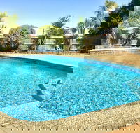 Burwood East Motel - Sunshine Coast Guide