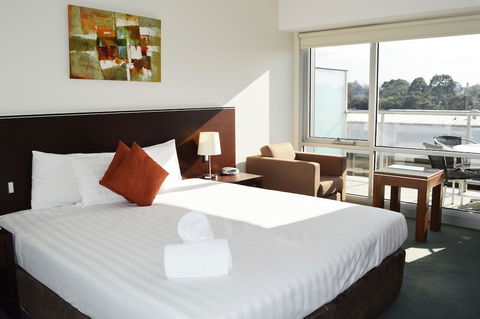 Adara St Kilda - Sunshine Coast Guide 2