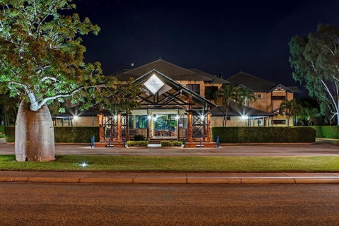 Blue Seas Resort - Sunshine Coast Guide 1