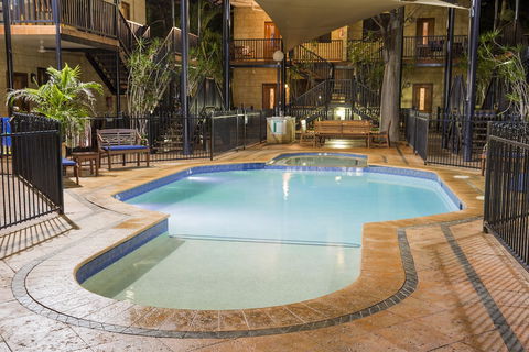 Blue Seas Resort - Sunshine Coast Guide 4
