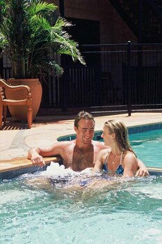 Blue Seas Resort - Sunshine Coast Guide 5