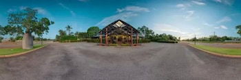 Blue Seas Resort - Sunshine Coast Guide 3