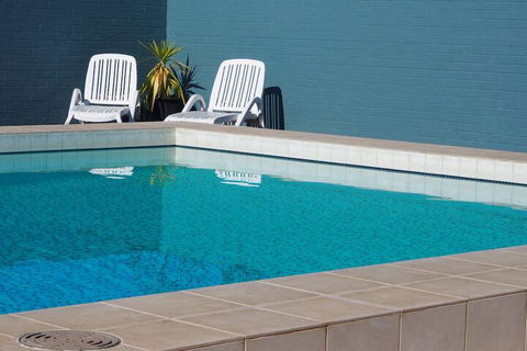 Dongara Hotel Motel - Sunshine Coast Guide 2