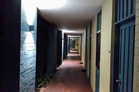 Dongara Hotel Motel - Sunshine Coast Guide 4