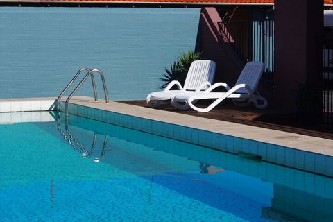 Dongara Hotel Motel - Sunshine Coast Guide 3
