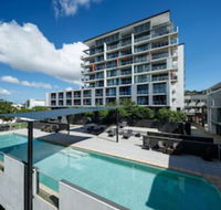 Direct Hotels  Islington at Central - Sunshine Coast Guide