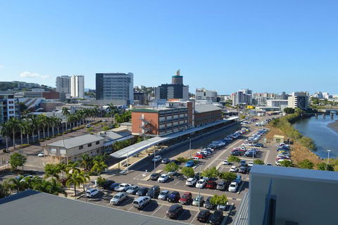Direct Hotels â€“ Islington At Central - Sunshine Coast Guide 1