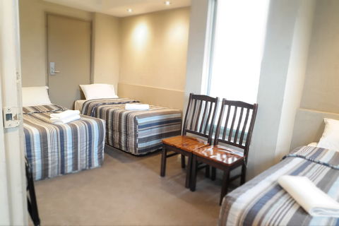 Parkville Place Serviced Apartments - Sunshine Coast Guide 3