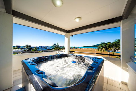 Portside Whitsunday Luxury Holiday Apartments - Sunshine Coast Guide 2