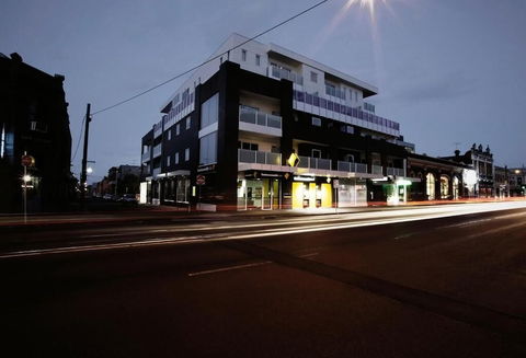 Tyrian Serviced Apartments Fitzroy - Sunshine Coast Guide 3