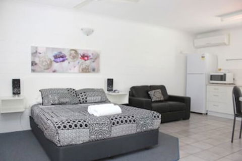 Townsville Holiday Apartments - Sunshine Coast Guide 6