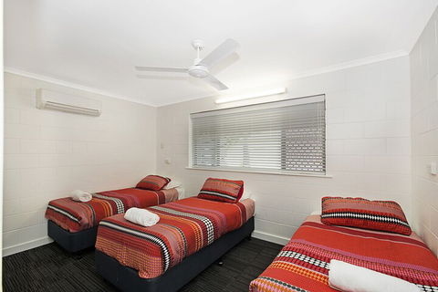 Townsville Holiday Apartments - Sunshine Coast Guide 7