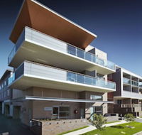 Charlestown Executive Apartments - Sunshine Coast Guide